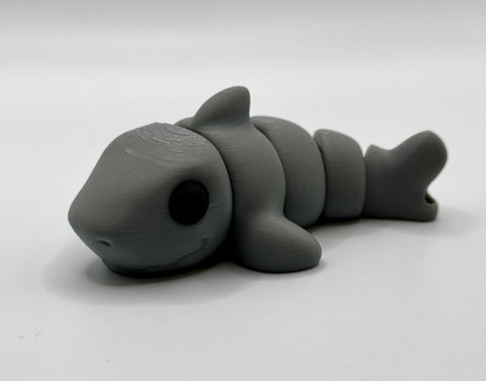 Articulated Shark Keyring – Flexible Baby Shark Bag Charm, Fidget Toy for Shark Lovers, Unique Eco-Friendly Gift